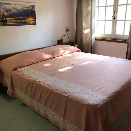 Bilocale Le Rose 100 Mt דירה *