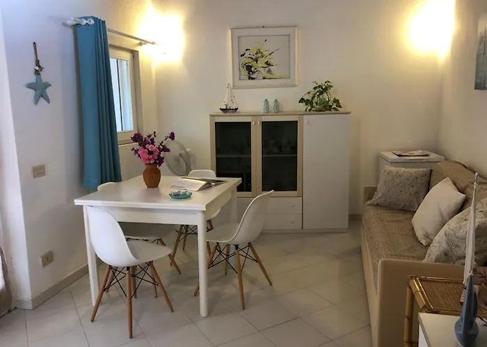 Apartment Bilocale Le Rose 100 Mt *